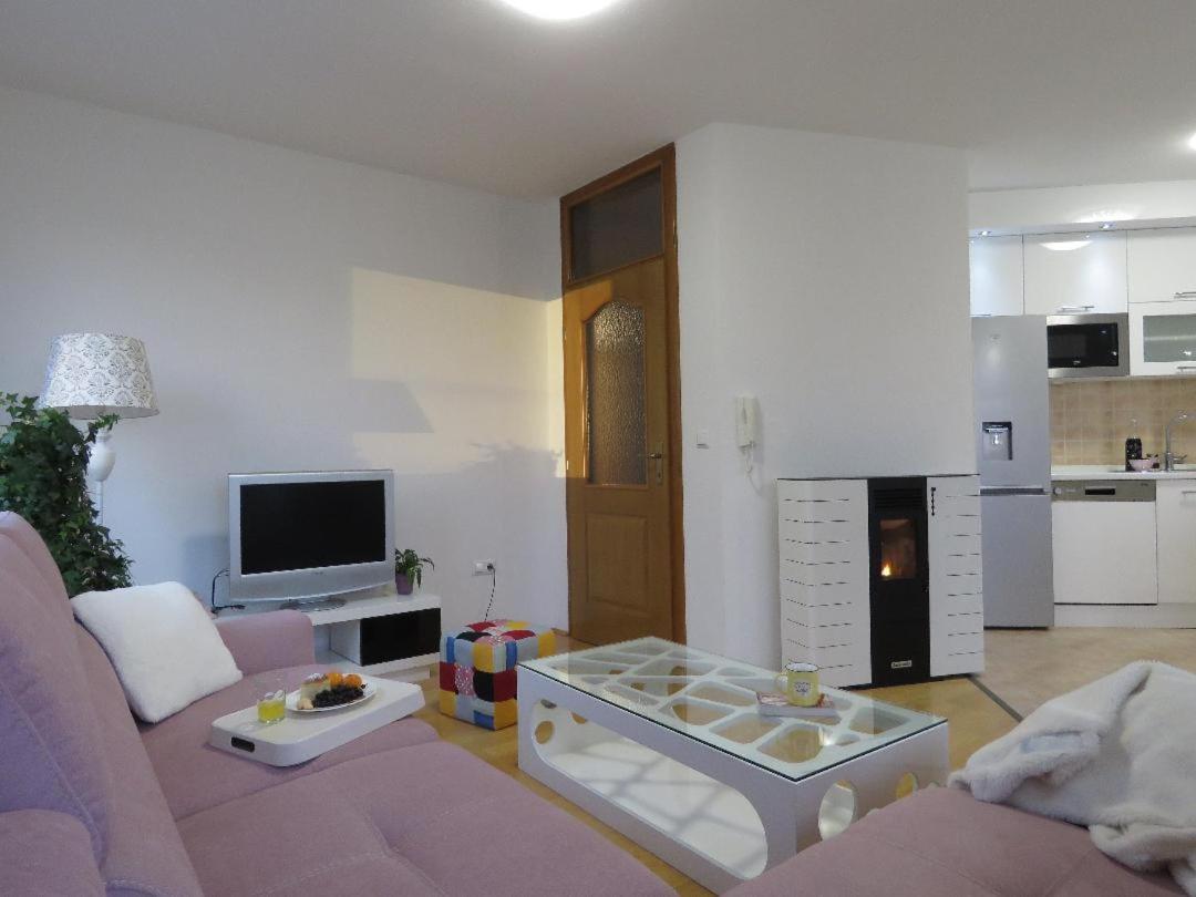 Winter Iris Apartment Kupres  Bagian luar foto
